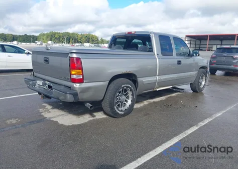 2001 Chevrolet Silverado 1500 Ls z USA, uszkodzony, nr VIN 2GCEC19V111103239